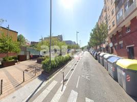 Piso, 50.00 m², cerca de bus y tren