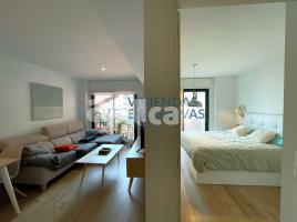 Flat, 64.00 m², close to bus and metro, almost new, Metro (L3) Poble Sec