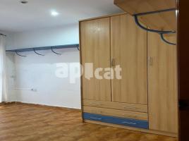 Apartament, 77.00 m², Calle del Montseny