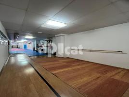 Local comercial, 230.00 m²