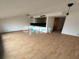 Duplex, 112.00 m², near bus and train, almost new