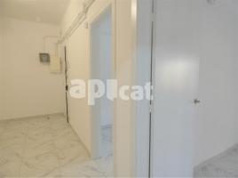 Piso, 67.00 m², cerca de bus y tren