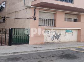 , 144.00 m², Calle de Gandesa, 13