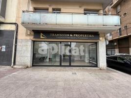 Business premises, 39.00 m², almost new