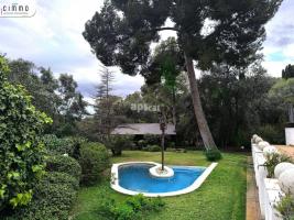 For rent detached house, 307.00 m²
