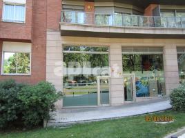 For rent business premises, 290.00 m², near bus and train, Calle d'Esteve Terradas