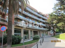 For rent business premises, 290.00 m², near bus and train, Calle d'Esteve Terradas
