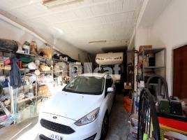 Local comercial, 412.00 m², Calle Castelló, 15