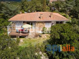 Houses (villa / tower), 280.00 m², Calle de Roques Altes, 3