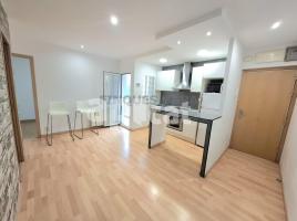 чердак, 64.00 m², pядом автобусный и железнодорожный, Marianao