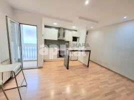 чердак, 64.00 m², pядом автобусный и железнодорожный, Marianao