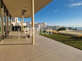 Flat, 312.00 m², almost new