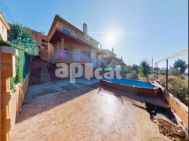  (xalet / torre), 156.00 m², 附近的公共汽車和火車, Calle Torre dels Escipions, 59