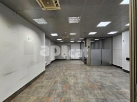 Вертикальные недвижимости, 496.00 m², почти новый