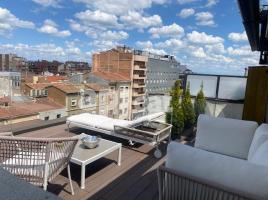 Àtic, 64.00 m², in der Nähe von Bus und Bahn