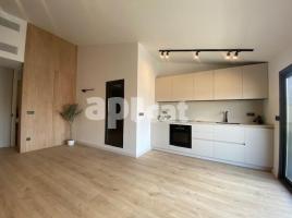 Àtic, 64.00 m², in der Nähe von Bus und Bahn