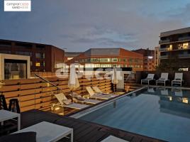Loft, 100.00 m², près de bus et de train