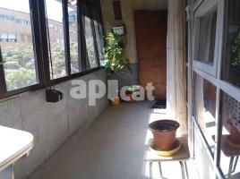 Pis, 66.00 m², على مقربة من الحافلات والمترو, El Besòs