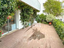 Pis, 120.00 m², près de bus et de train, presque neuf