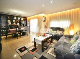  (unifamiliar aïllada), 388 m²