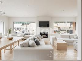 Apartament, 80 m², Calle Monturiol