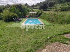  (casa rural), 744 m², presque neuf