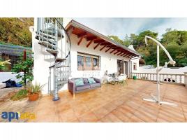  (unifamiliar aïllada), 180 m²