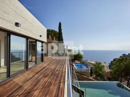  (unifamiliar aïllada), 331 m²