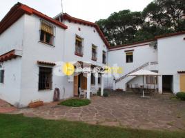  (casa rural), 378 m²
