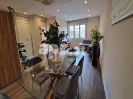Pis, 102.00 m², 附近的公共汽車和火車, 九成新, Calle de Sant Elies