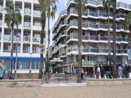 Piso, 48.00 m², cerca de bus y tren
