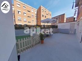 Flat, 87.00 m², near bus and train