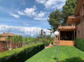 Casa (unifamiliar adosada), 613 m², Zona