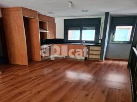 For rent duplex, 75.00 m², near bus and train, Calle Jacint Verdaguer