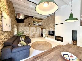  (unifamiliar adossada), 211.00 m², presque neuf