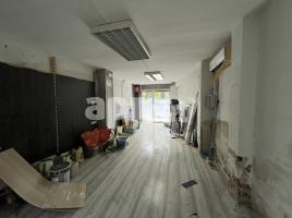 For rent business premises, 72.00 m², Avenida Alcalde Porqueres