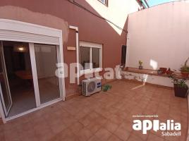 Piso, 90.00 m², cerca de bus y tren