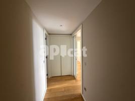 Pis, 140.00 m², près de bus et de train, presque neuf