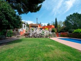  (unifamiliar adossada), 520 m², fast neu, Zona