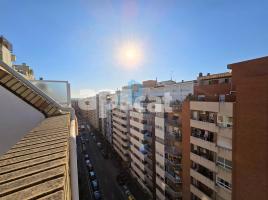 Pis, 130.00 m², 附近的公共汽車和火車, Calle D'Higini Angles