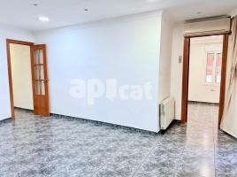 Pis, 85.00 m², حافلة قرب والقطار
