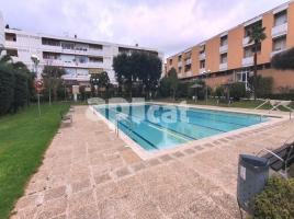 Pis, 452.00 m², حافلة قرب والقطار
