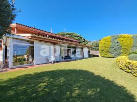 Casa (chalet / torre), 273.00 m²