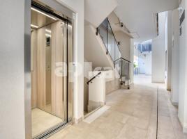 Ático, 68.00 m², seminuevo, Calle Roger de Lluria, 5