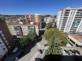 Pis, 76.00 m²