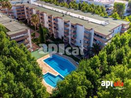 Àtic, 79.00 m², حافلة قرب والقطار