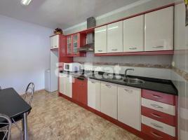 Flat, 85.00 m², near bus and train