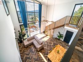 Houses (detached house), 270.00 m², near bus and train, almost new