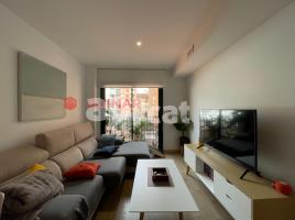 Piso, 54.00 m², cerca bus y metro, seminuevo