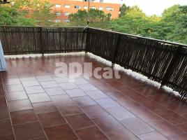 Квартиры, 131.00 m², pядом автобусный и железнодорожный